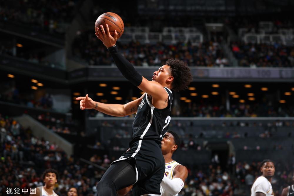 面对严密防 面对严密防