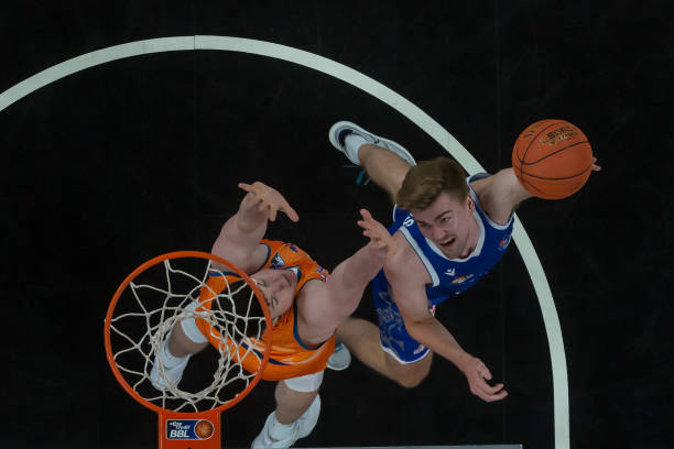 来战术上的 来战术上的